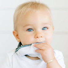 Load image into Gallery viewer, BandaBib with Teether 4-pack: Luca