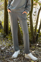 Load image into Gallery viewer, MODAL POLY SPAN SCUBA PINTUCK PANT: True Red / L