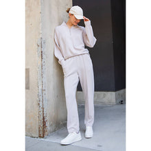 Load image into Gallery viewer, MODAL POLY SPAN SCUBA PINTUCK PANT: True Red / S